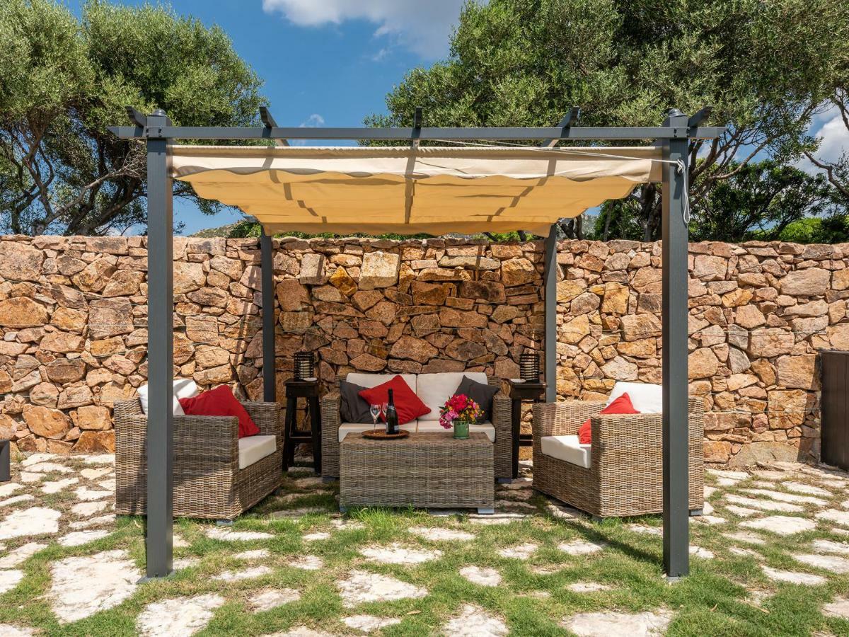 Angolo Di Paradiso Sul Mare Geremeas Exterior photo