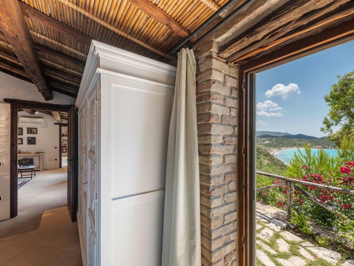 Angolo Di Paradiso Sul Mare Geremeas Exterior photo